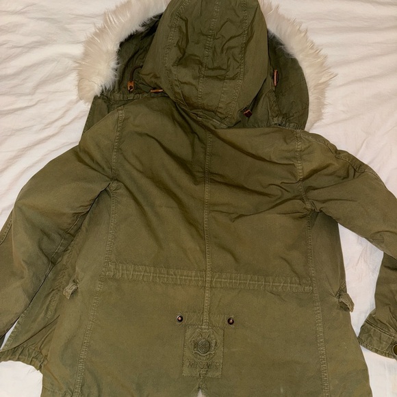 Mr and Mrs Italy parka - Picture 5 of 6